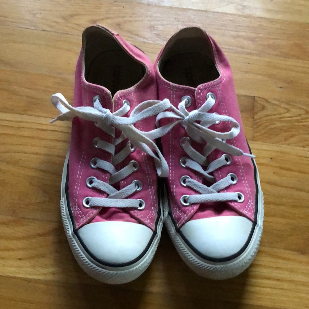converse low tops